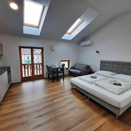 Apartments Hlapi With Spa Kobarid Exterior foto