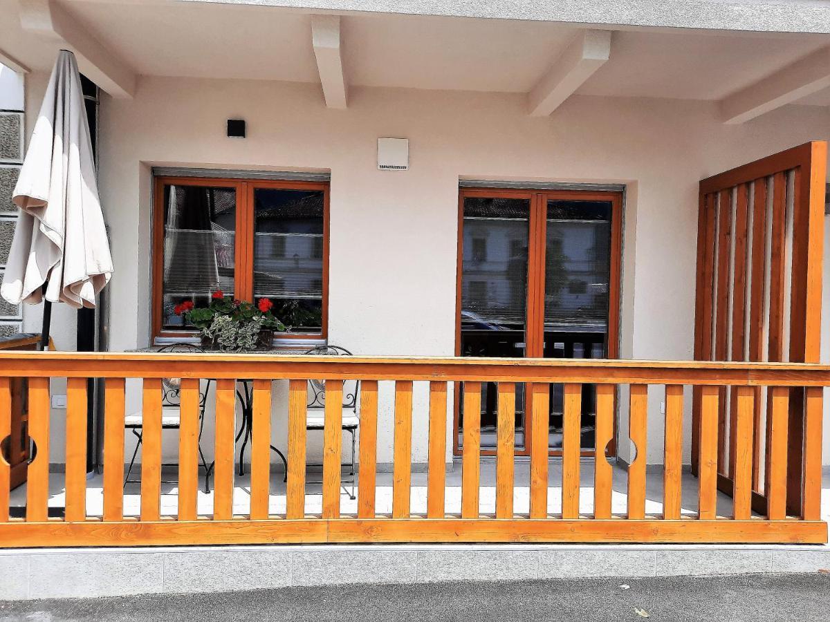 Apartments Hlapi With Spa Kobarid Exterior foto
